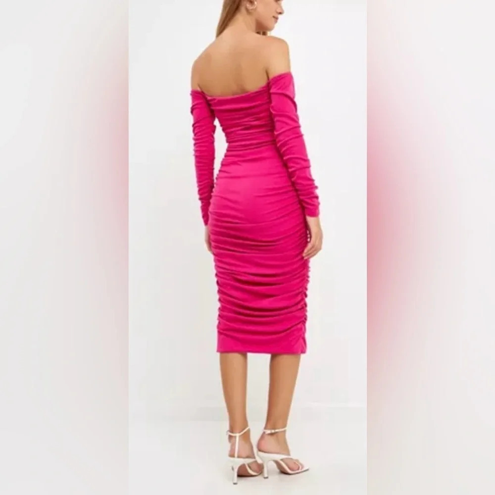 ENDLESS ROSE Women's Ruched Midi Dress in Fuchsia - Picture 3 of 5